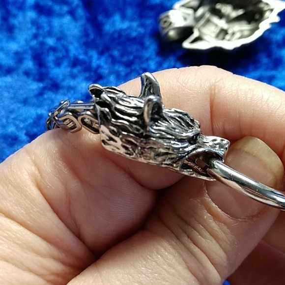 Versatile Nordic Viking Stainless Wolf Head Necklace Statement piece - Picture 13 of 14